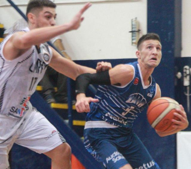 En las malas mucho m�s