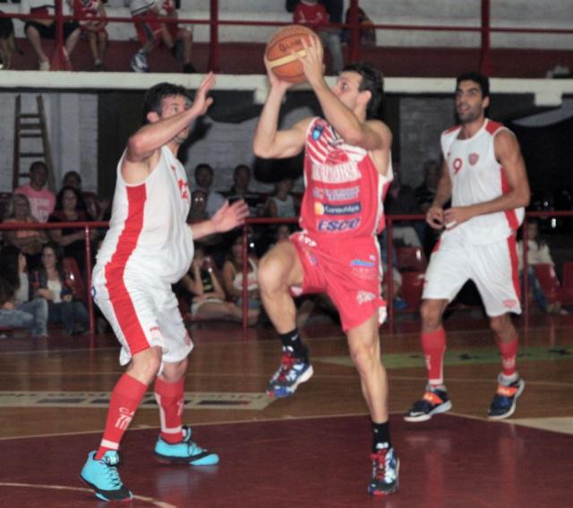 Con mayor�a de locales