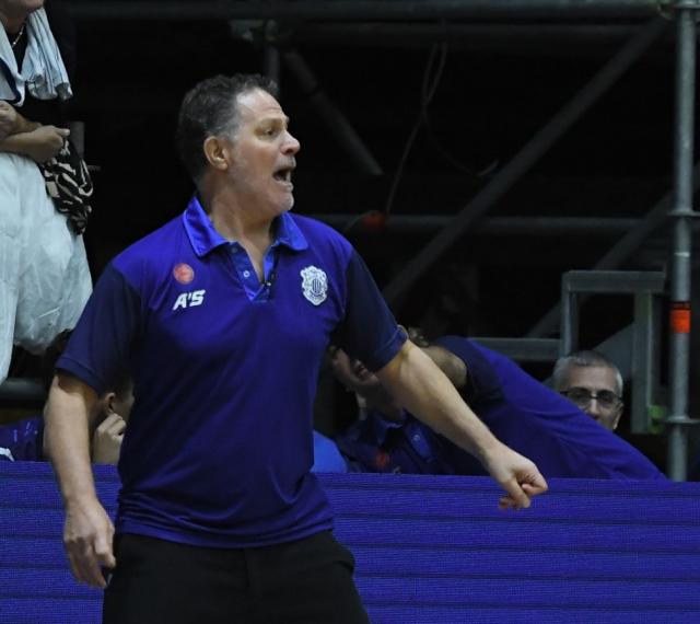 Capelli: "El equipo sac� mucho car�cter, dejaron todo"