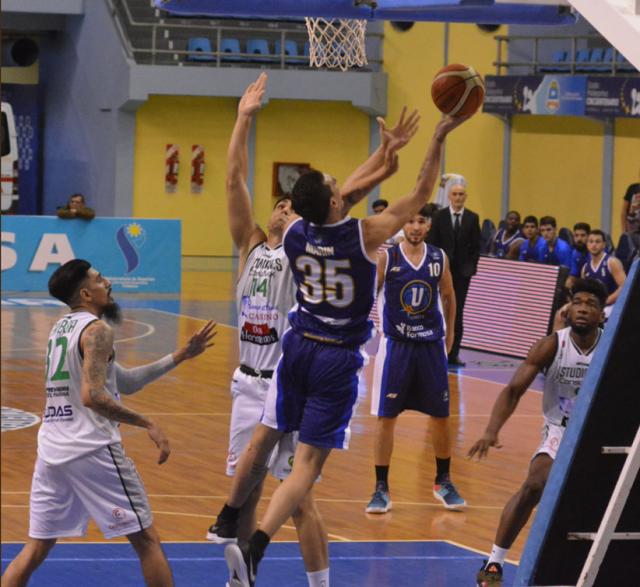 La Uni�n par� a Estudiantes