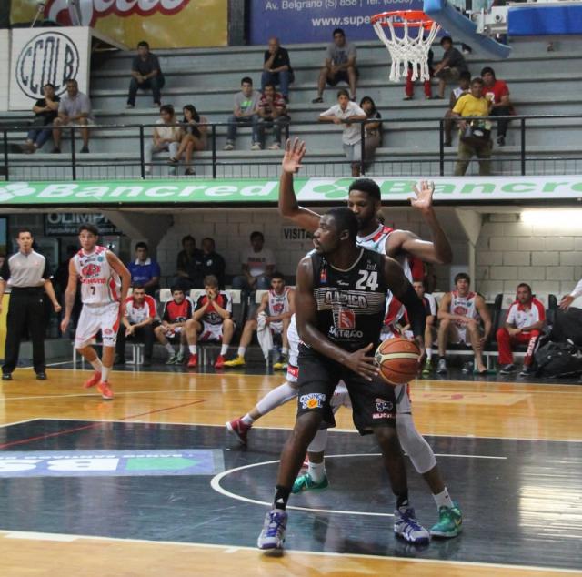 Ol�mpico aplast� a Ciclista