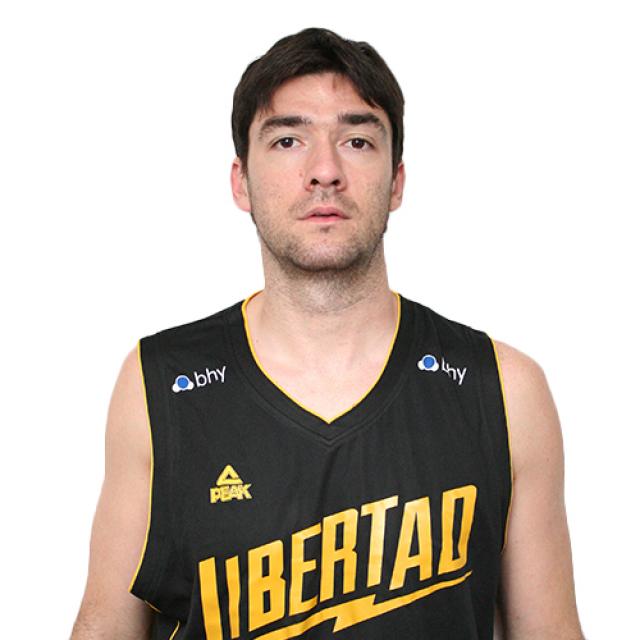 Amicucci por Calder�n en Boca