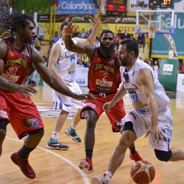 Sigue a a la expectativa