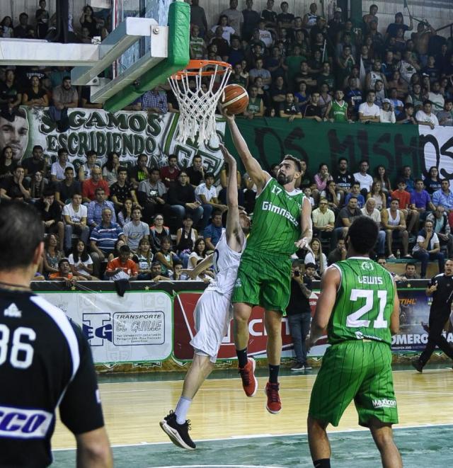 Noche de emoci�n y buen b�squet