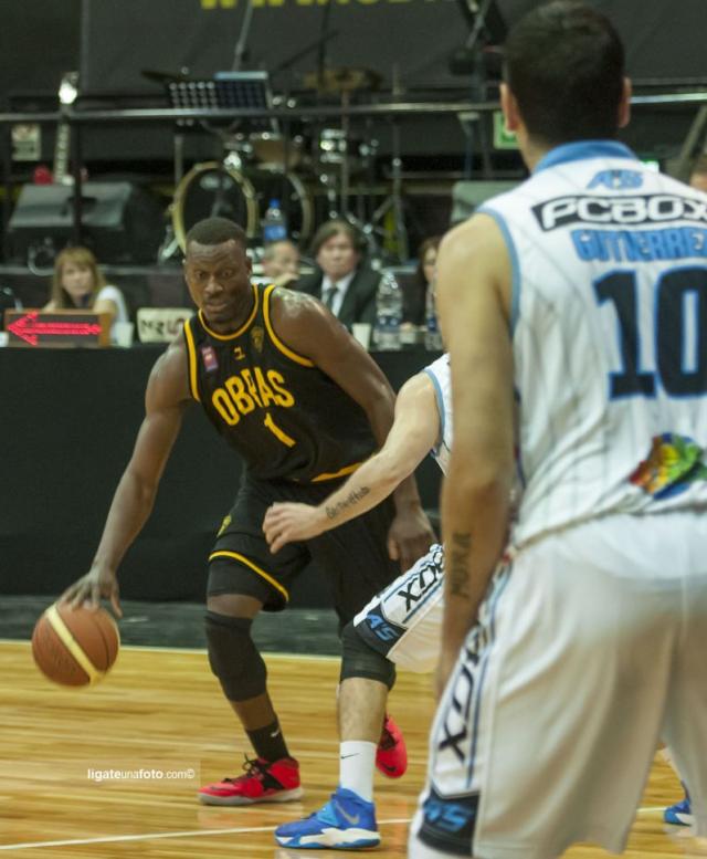 Obras brind� un recital