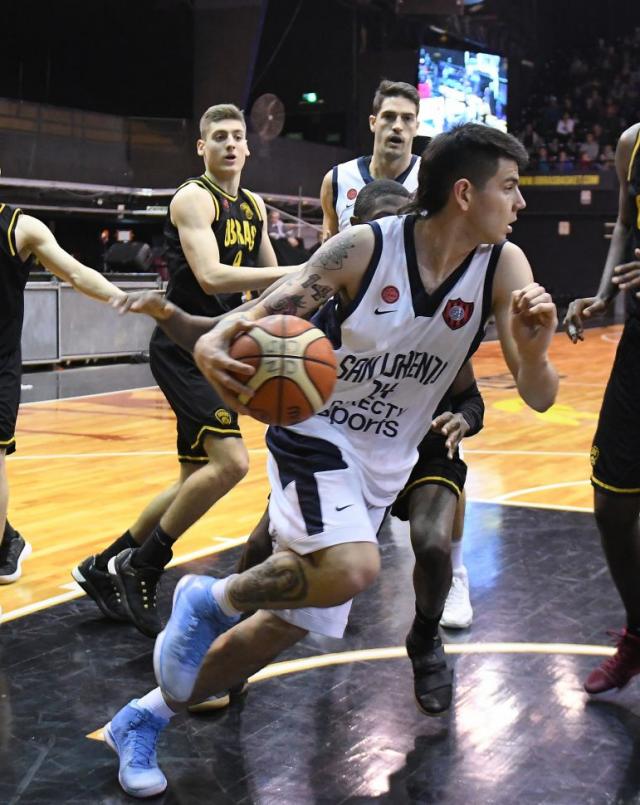 Salv� el invicto con lo justo