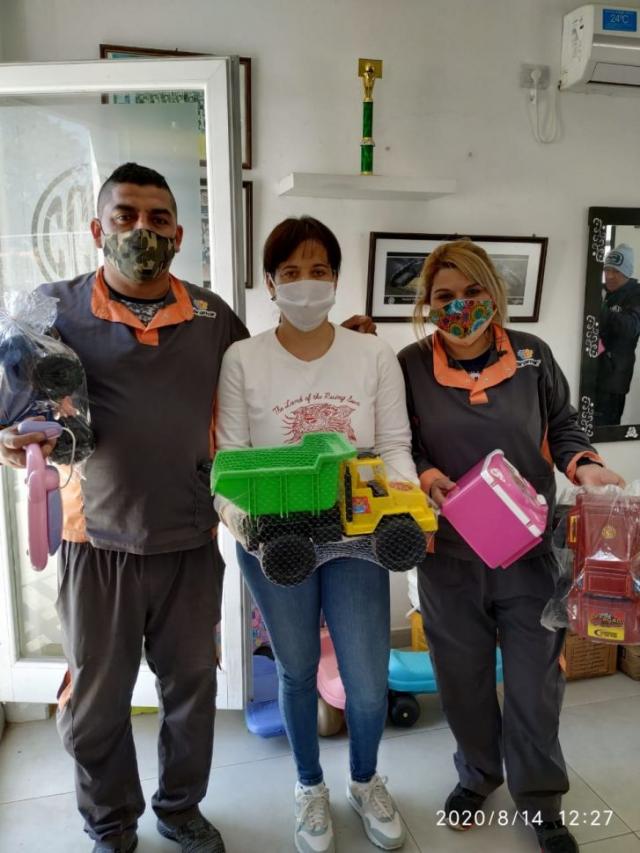 Finaliz� la entrega de donaciones del d�a del ni�o