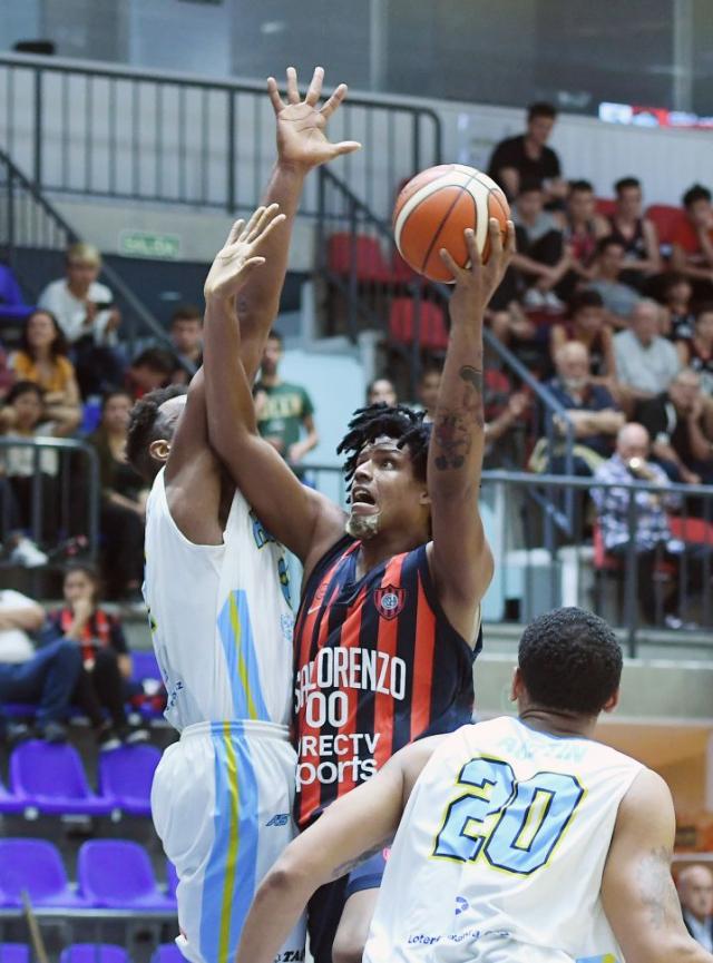 Los ricos tambi�n trabajan turno extra