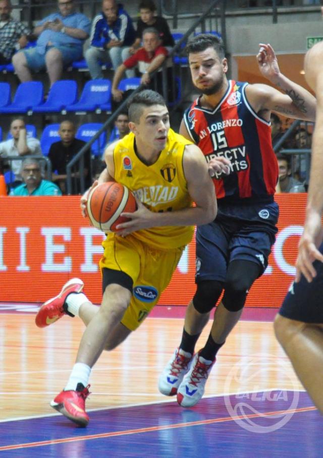 Le pas� un Cicl�n por encima