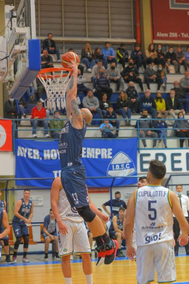 Ag�nico triunfo de Barrio Parque